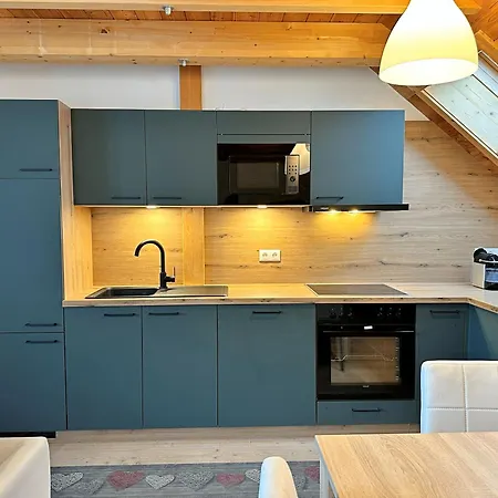 Ski-to-door Pistenblick Apartamento *