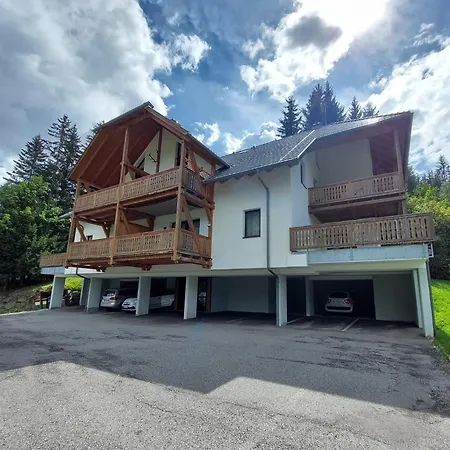 Ski-to-door Pistenblick Bad Kleinkirchheim