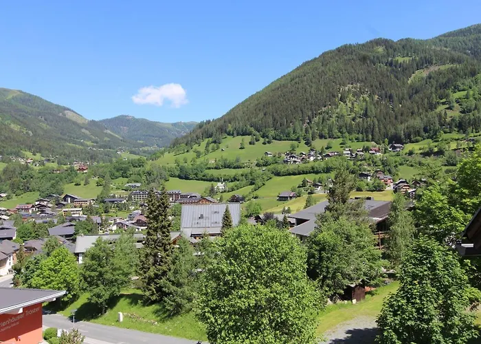 Ski-to-door Pistenblick * Bad Kleinkirchheim